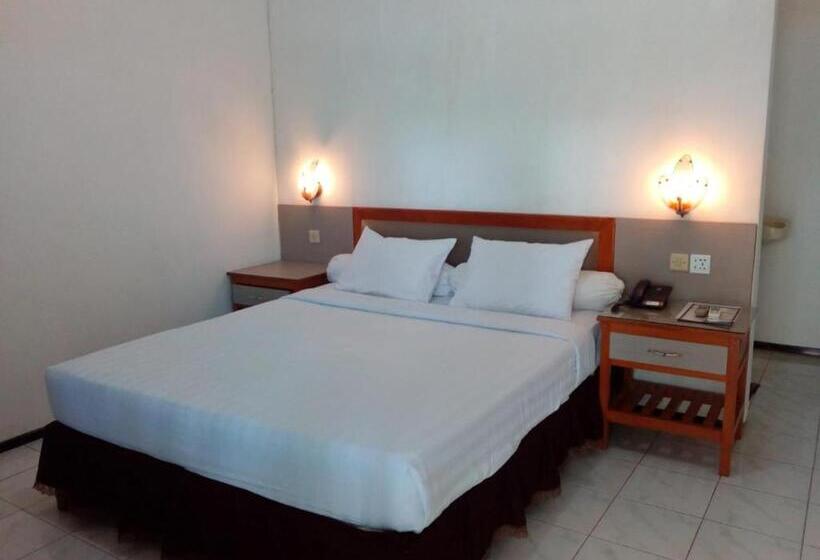 Berlian Abadi Hotel By Sinergi