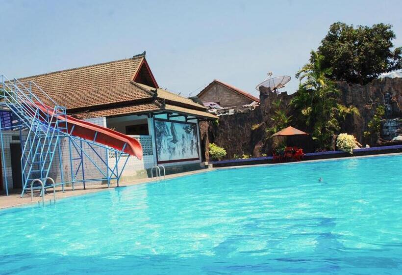 Berlian Abadi Hotel By Sinergi