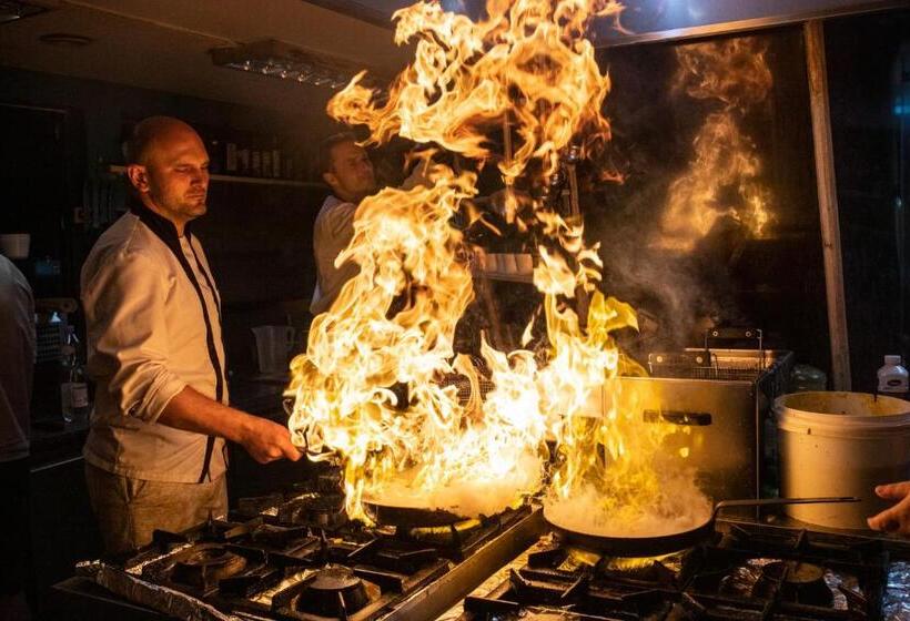 فندق Max Health Resort Spa