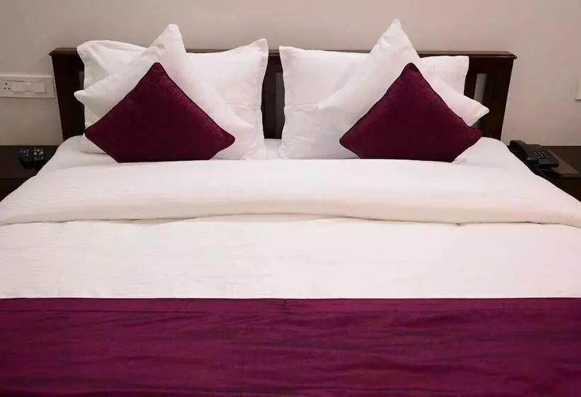 هتل Sukh Vilas Jaipur