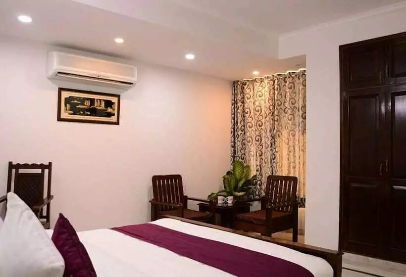 هتل Sukh Vilas Jaipur