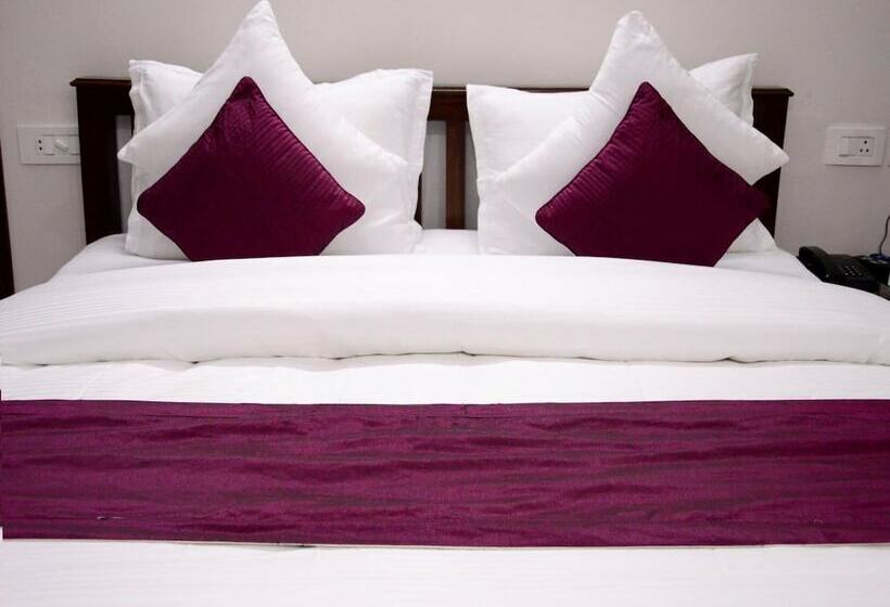 בית מלון כפרי Sukh Vilas Jaipur