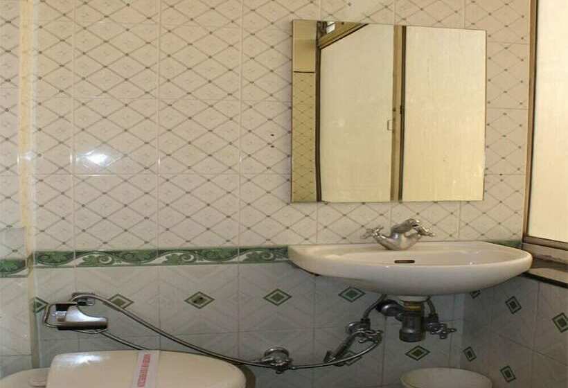 בית מלון כפרי Sukh Vilas Jaipur