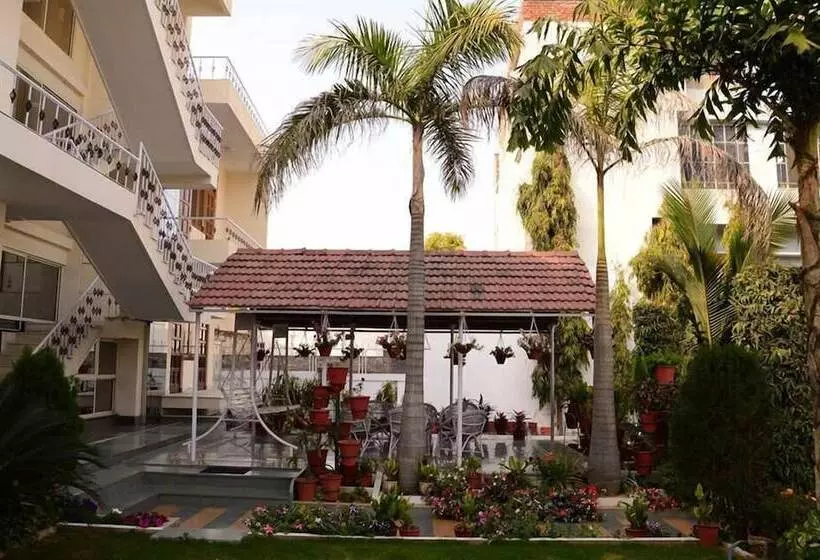 هتل Sukh Vilas Jaipur