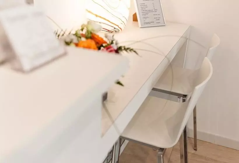 پانسیون Ferrara Rooms