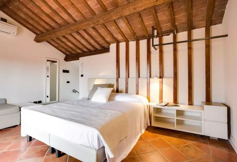 پانسیون Ferrara Rooms
