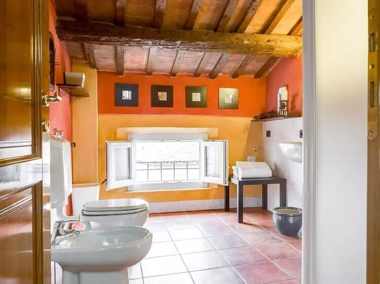 پانسیون Ferrara Rooms