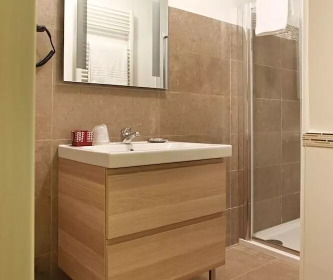 پانسیون Ferrara Rooms