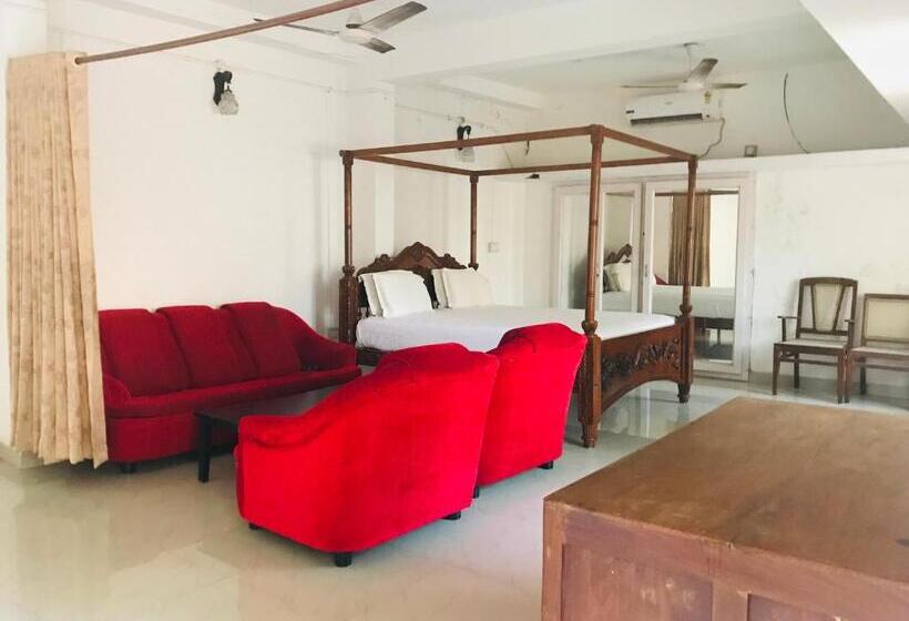 فندق Ballard Bungallow