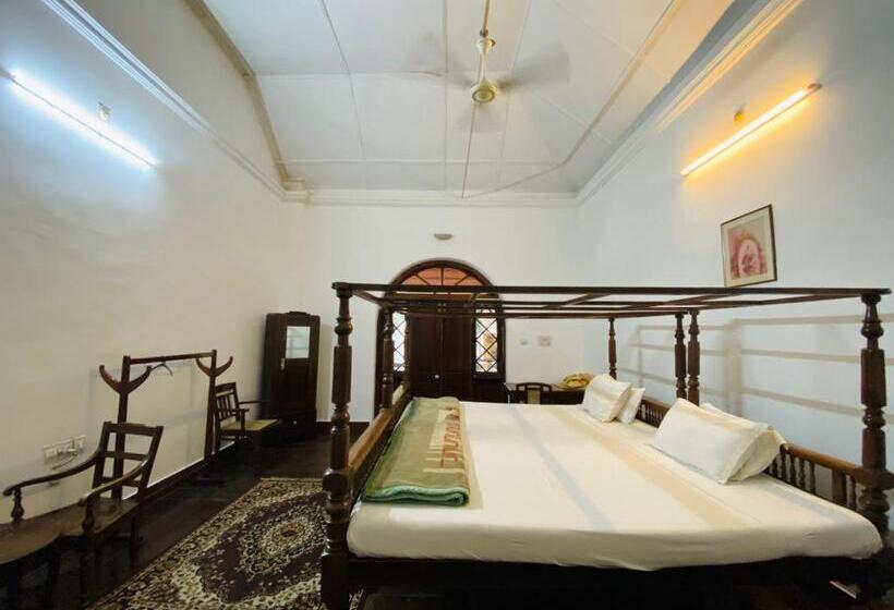 فندق Ballard Bungallow