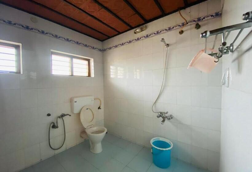 فندق Ballard Bungallow