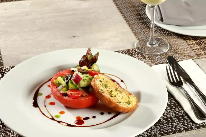 Hotelli Holiday Inn & Suites   Monterrey Apodaca Zona Airport, An Ihg