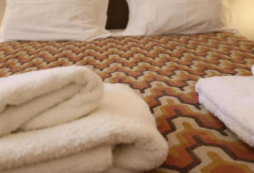 پانسیون Casa Malpique