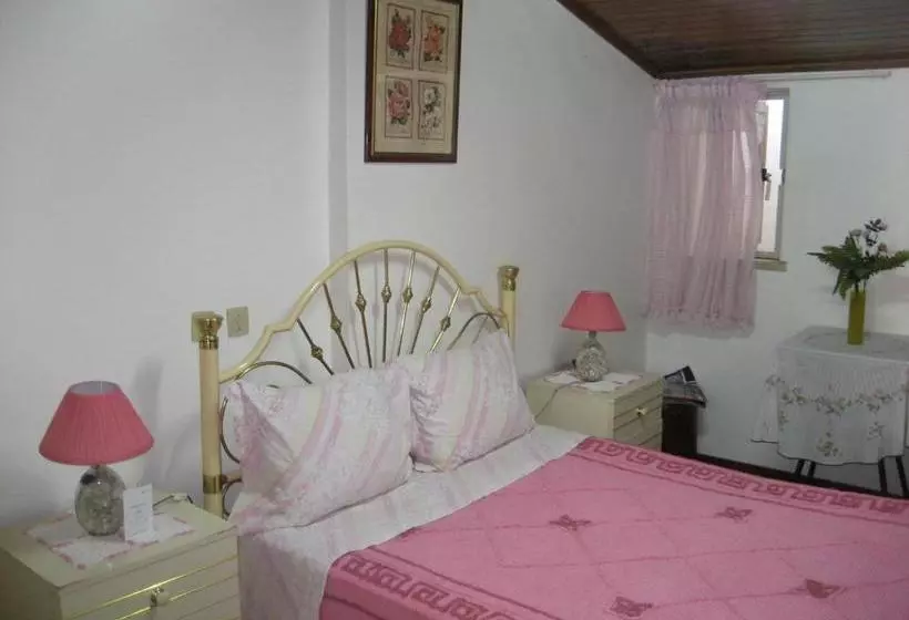 پانسیون Residencia Do Norte