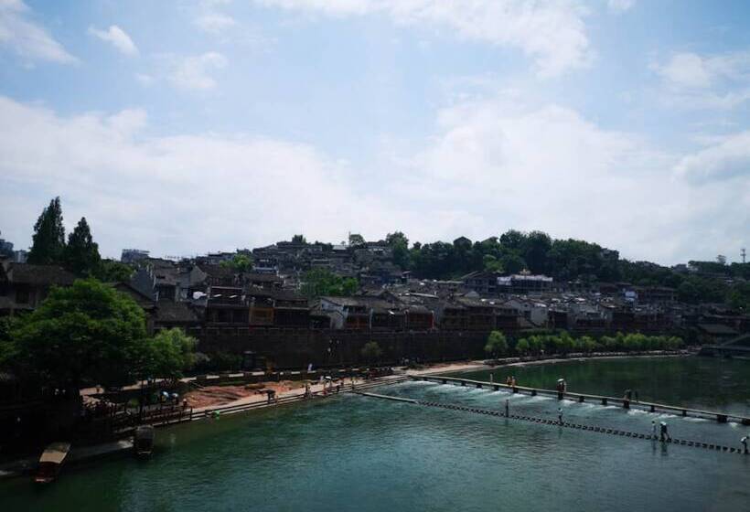 Alberg Ms.yang's Guest House