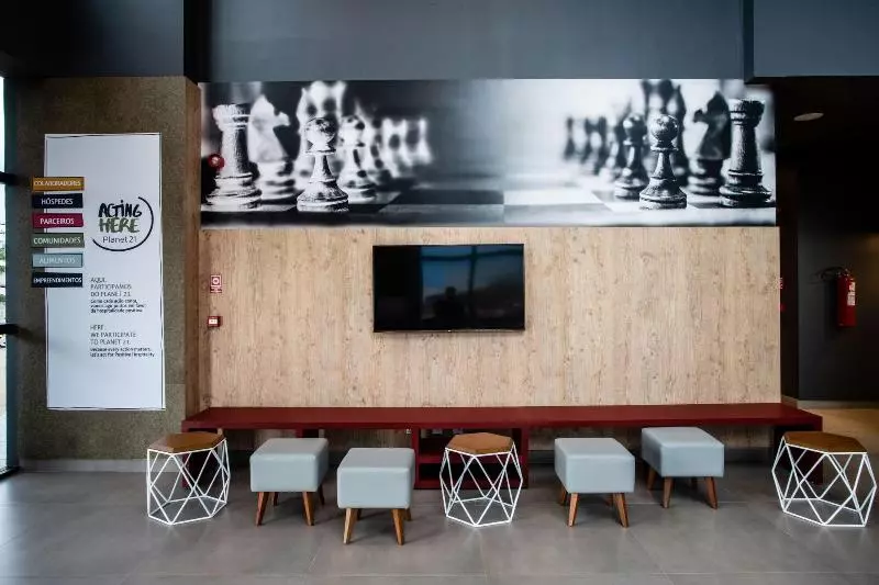 ホテル Ibis Palmas Avenida Jk