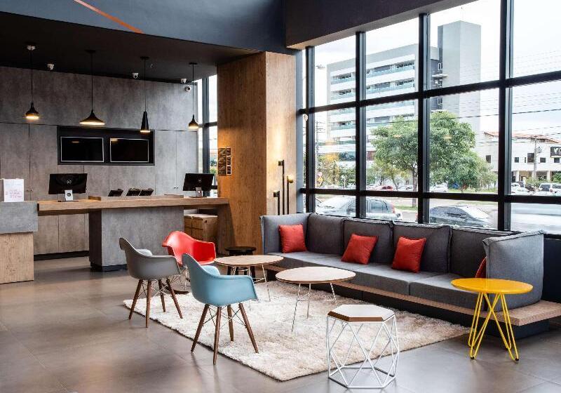 فندق Ibis Palmas Avenida Jk