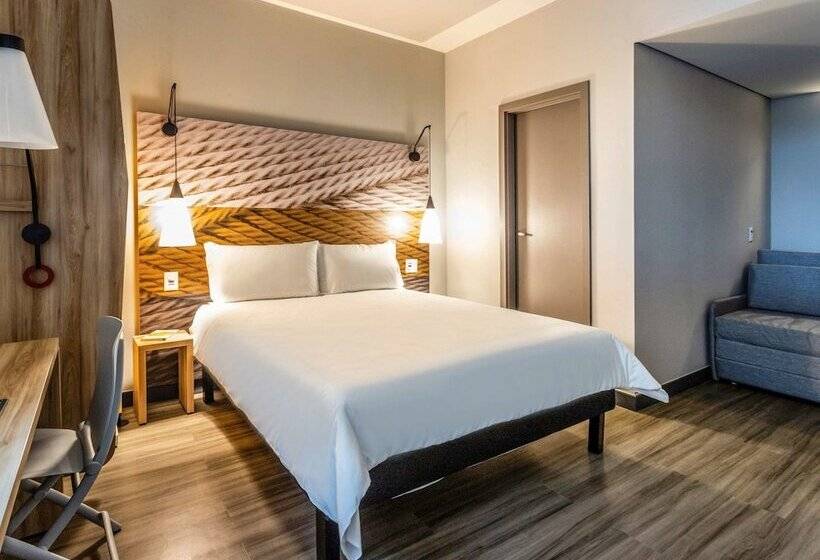 فندق Ibis Palmas Avenida Jk