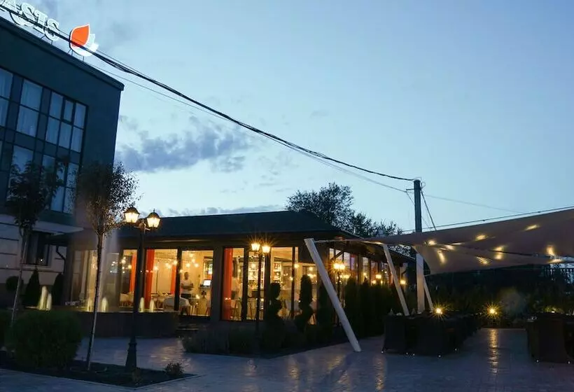 هتل Oasis Residence