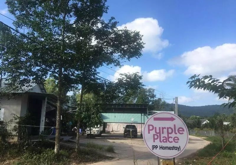 Purple Place Homestay  Hostel