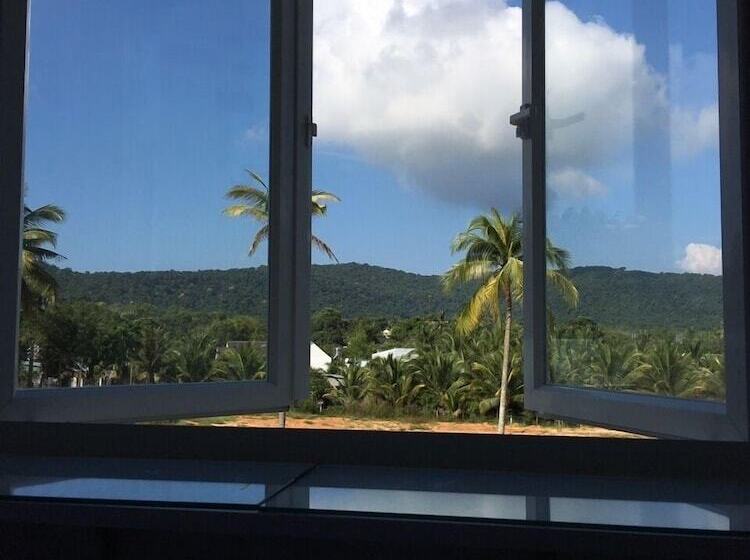 Purple Place Homestay Hostel