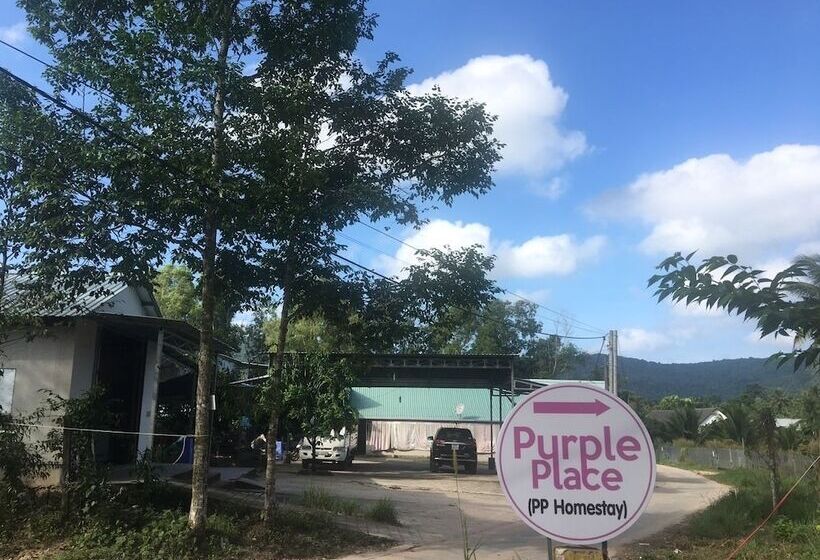 Purple Place Homestay Hostel