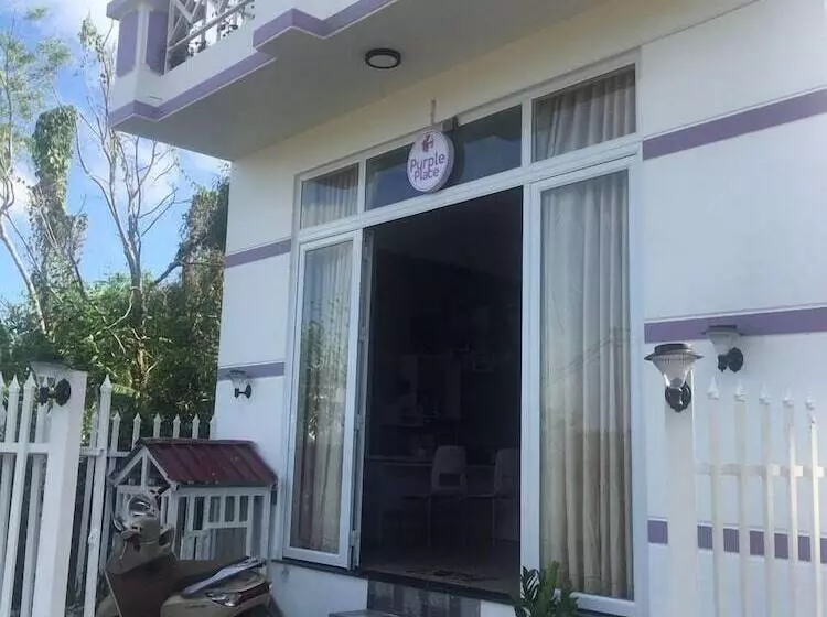 Purple Place Homestay  Hostel