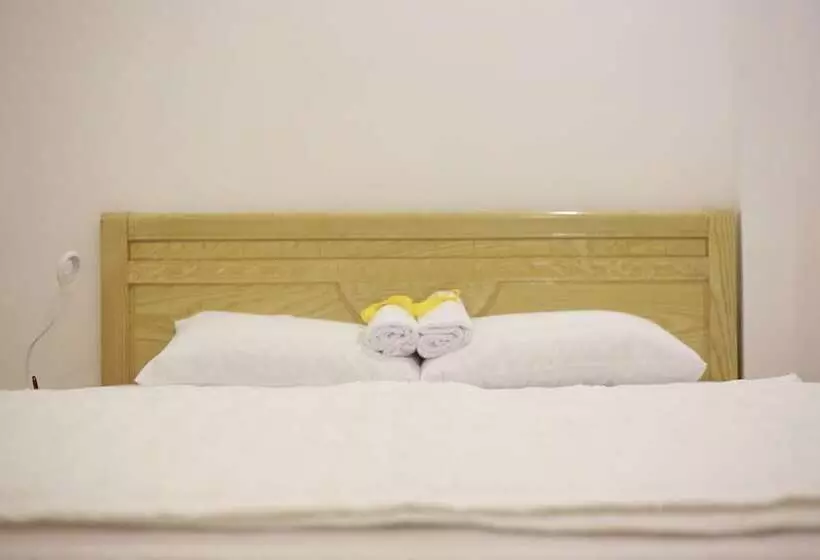 Purple Place Homestay  Hostel