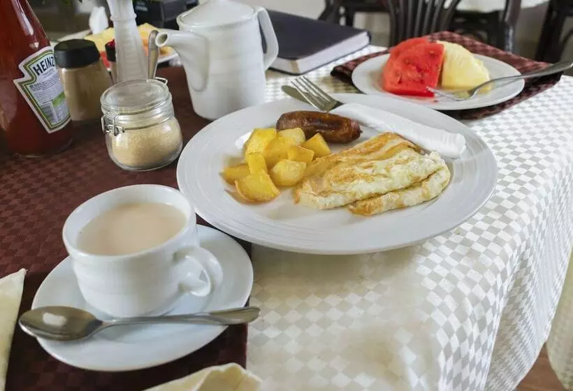 Elgon Heights Motel