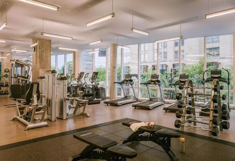 Sonder At Pierce Boston