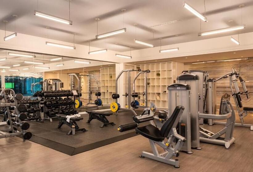 Sonder At Pierce Boston