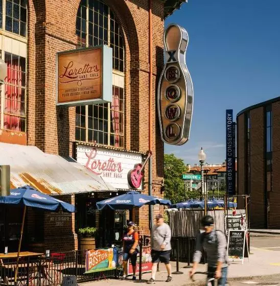 Sonder At Pierce Boston