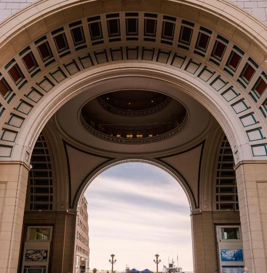 Sonder At Pierce Boston