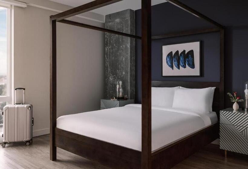 Sonder At Pierce Boston