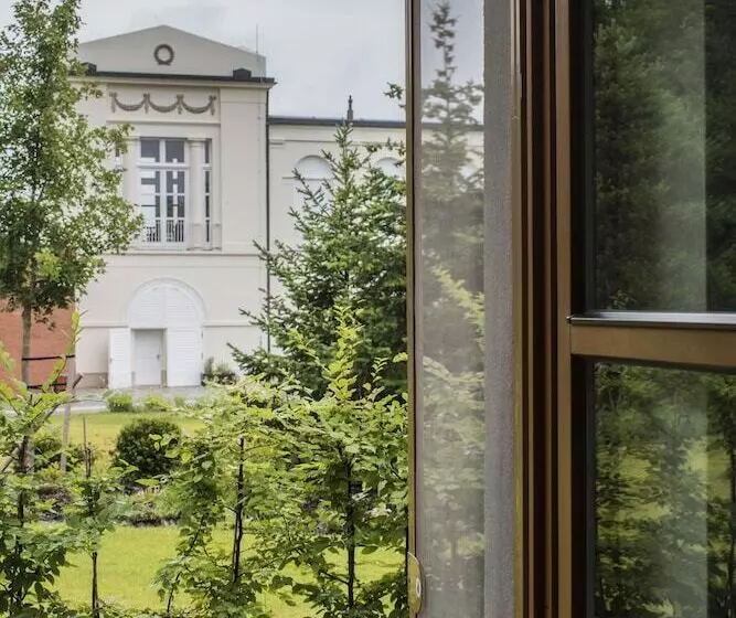 ホテル Hraniční Zámeček