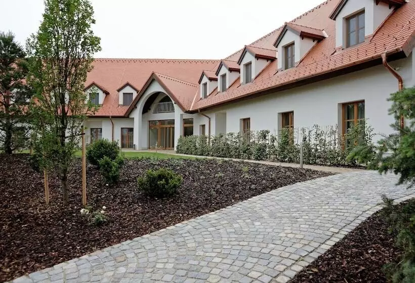 ホテル Hraniční Zámeček