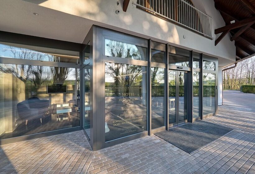 호텔 Hraniční Zámeček