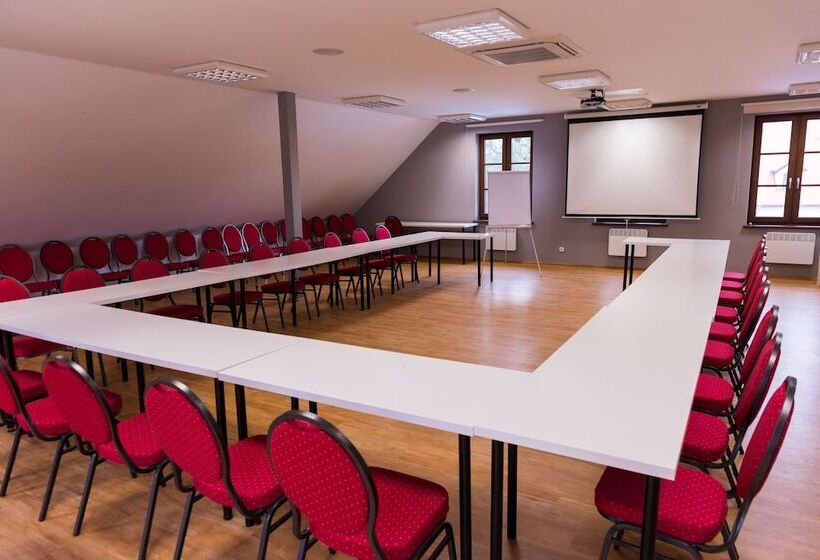 호텔 Hraniční Zámeček