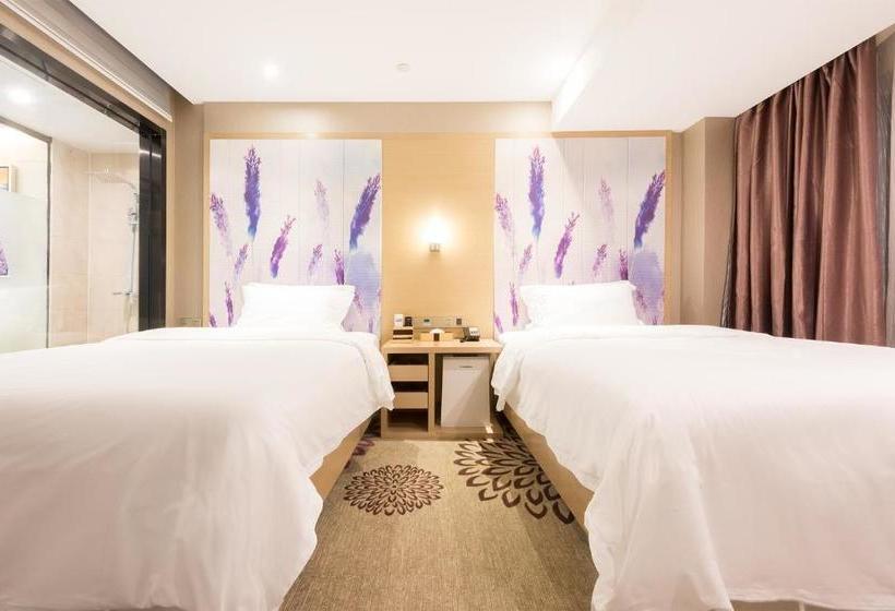 Otel Lavande Heyuan Wanlong City Branch