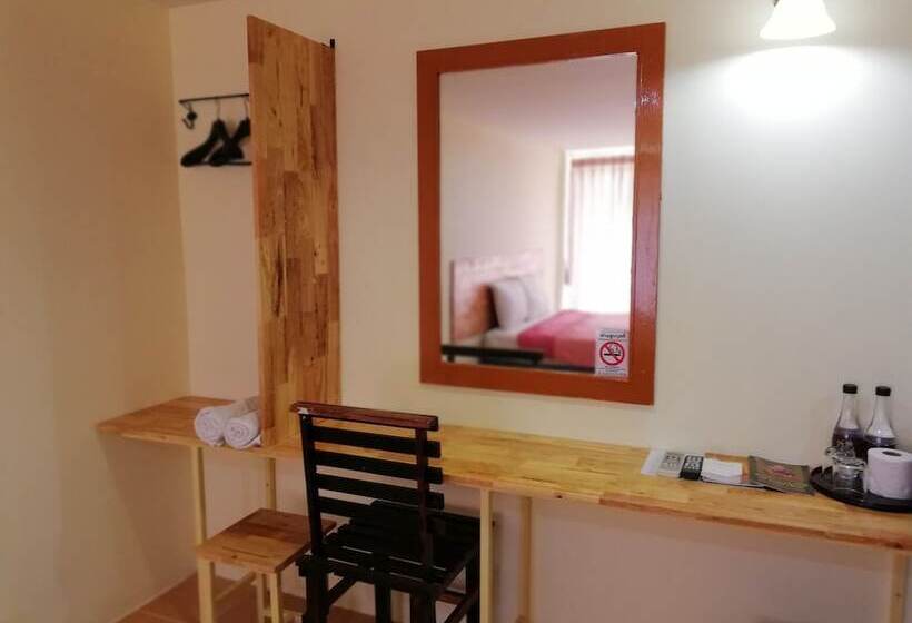 Отель R2 Zleeping Boutique