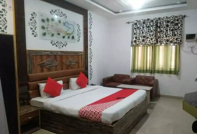 ホテル Radha Resort
