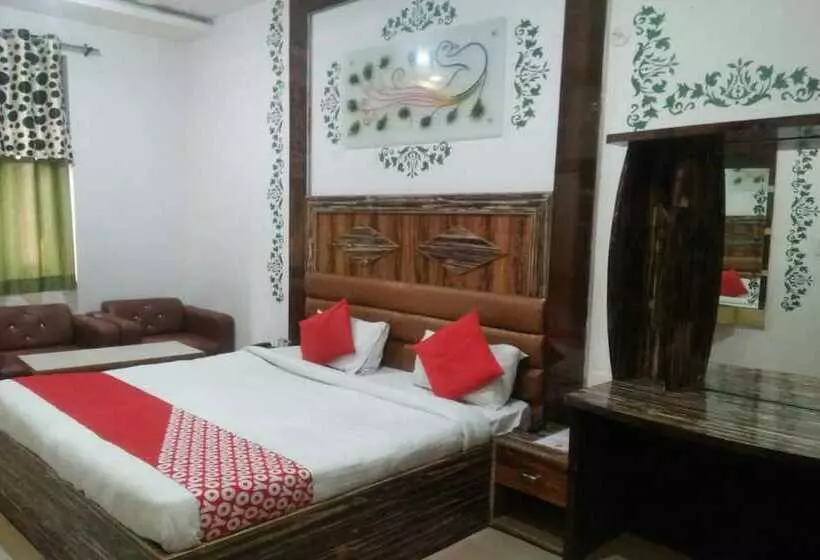 ホテル Radha Resort