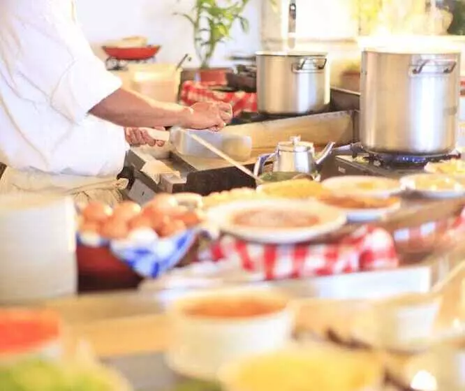 Hotelli The Pristine Villas And Bungalows At Palau Pacific Resort