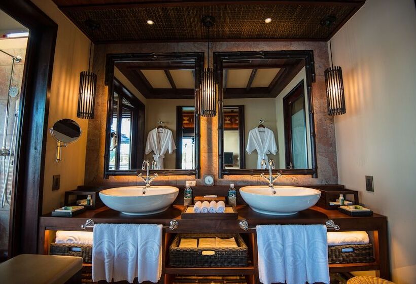 هتل The Pristine Villas And Bungalows At Palau Pacific Resort