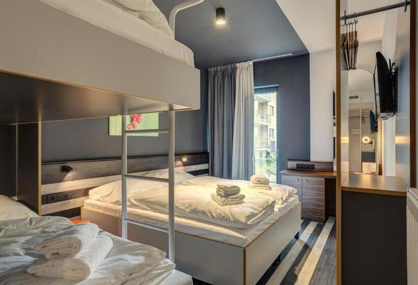 Meininger Hotel Bruxelles Gare Du Midi