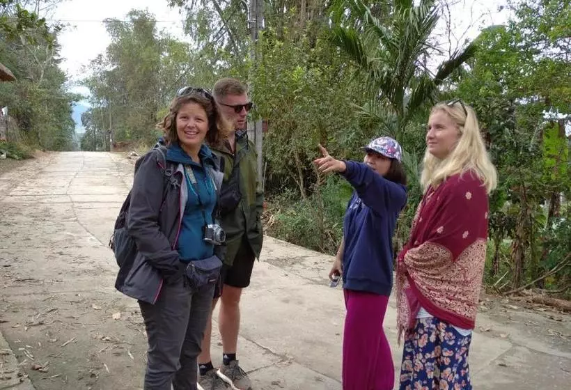 Bed and Breakfast Be S Home & Tours