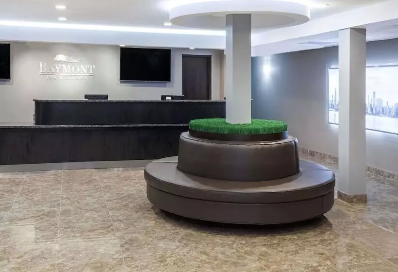 هتل Baymont By Wyndham Glenview