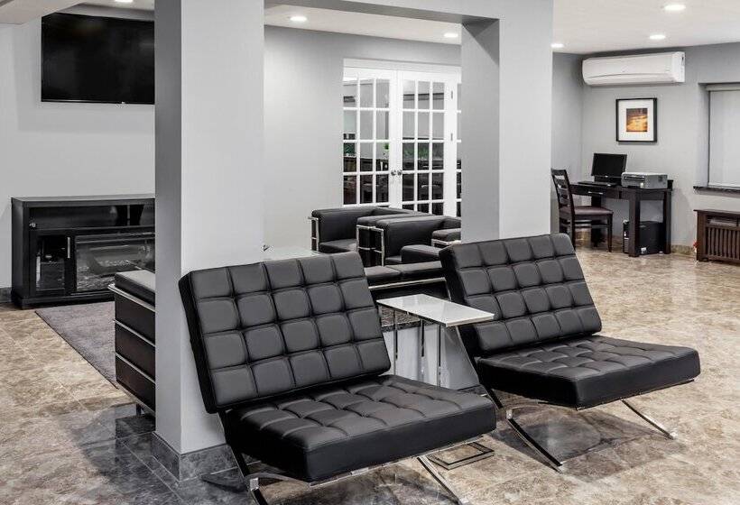 فندق Baymont By Wyndham Glenview