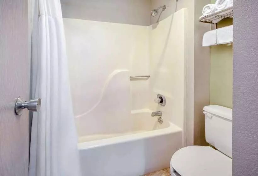 酒店 Baymont By Wyndham Grand Rapids Airport