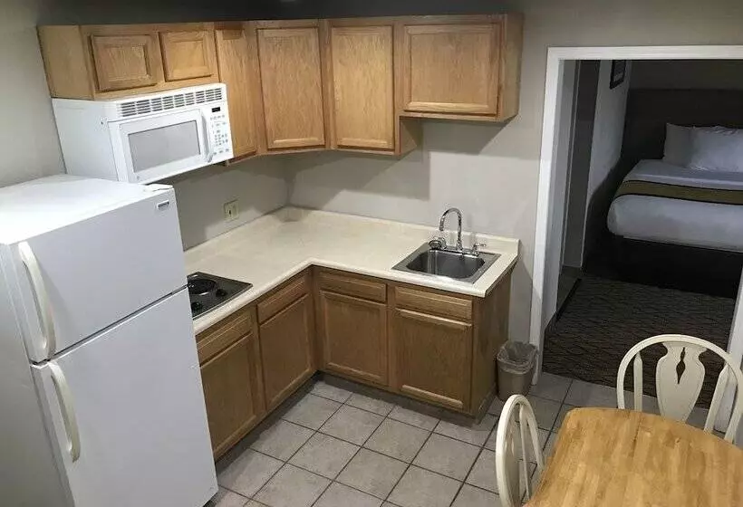 酒店 Baymont By Wyndham Grand Rapids Airport